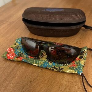 Maui Jim Twin Falls Polarized Sunglasses MJ417 Gloss Black Fade